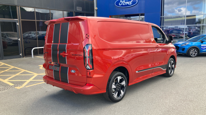 Ford Transit Custom 320 L1 Diesel Awd 2.0 EcoBlue 170ps H1 Van Sport Auto - Image 10